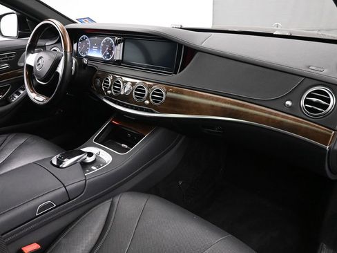 Used 2016 Mercedes-Benz S 550 4MATIC Sedan image 25
