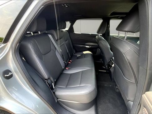 Used 2023 Lexus RX 350 Premium w/ Accessory Package AWD/4WD image 25