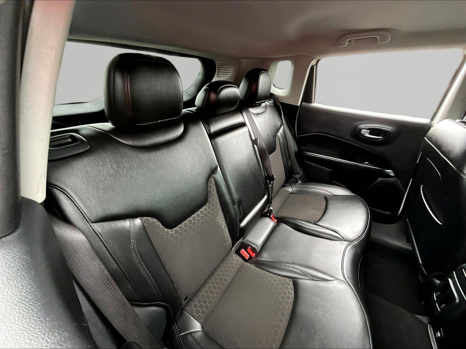 Used 2021 Jeep Compass Latitude FWD image 25