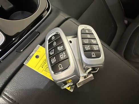 Certified 2023 Hyundai Tucson Limited AWD/4WD image 20