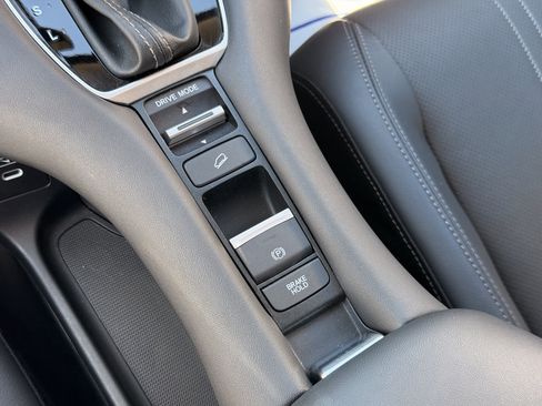 Used 2024 Honda HR-V EX-L image 24