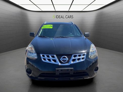 Used 2014 Nissan Rogue S w/ Convenience Package AWD/4WD image 2