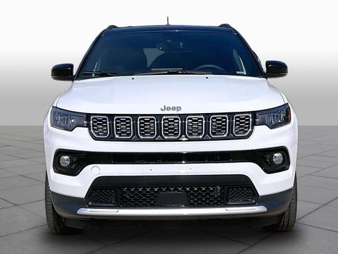 Used 2025 Jeep Compass Limited AWD/4WD image 5