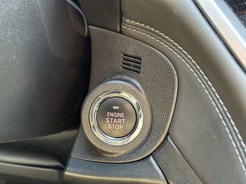 Used 2023 Subaru Outback Touring XT AWD/4WD image 27