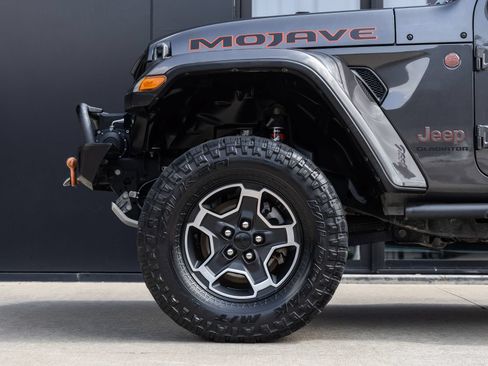 Used 2021 Jeep Gladiator Mojave AWD/4WD image 11