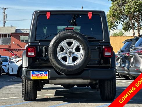 Used 2021 Jeep Wrangler Unlimited Sport image 5