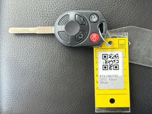 Used 2012 Ford Focus SE FWD image 33