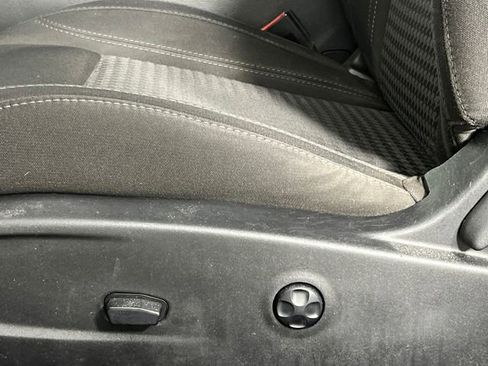 Used 2017 Dodge Challenger R/T image 20