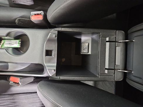 Used 2018 Nissan Sentra SV image 25