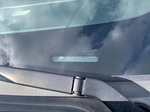 Used 2015 GMC Sierra 1500 SLT w/ SLT Crew Cab Value Package image 32