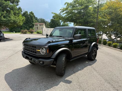 Used 2023 Ford Bronco 2-Door AWD/4WD image 9