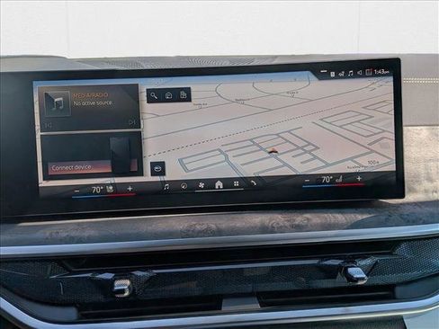 Used 2026 BMW X5 xDrive40i w/ Climate Comfort Package image 12