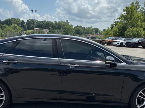 Used 2014 Ford Fusion Titanium AWD/4WD image 11
