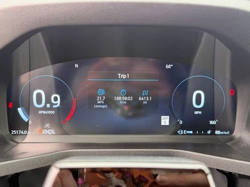 Used 2025 Ford Explorer ST-Line w/ ST-Line Street Pack image 15