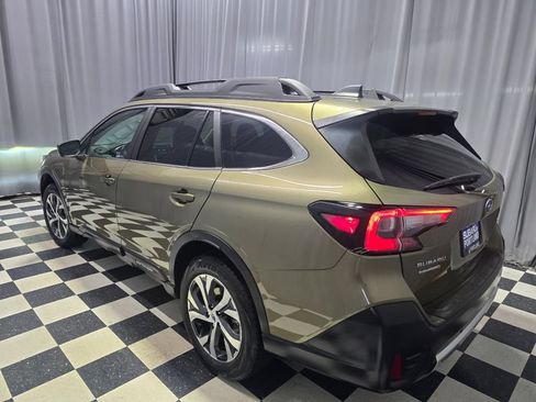 Certified 2022 Subaru Outback Limited AWD/4WD image 6