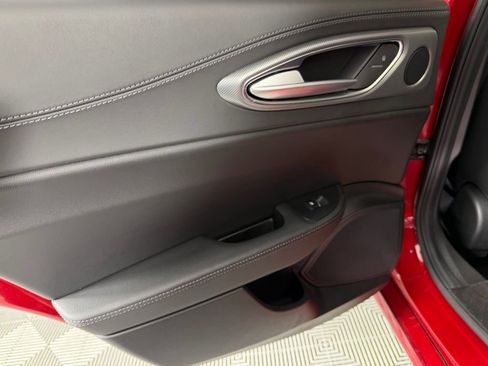 Used 2024 Alfa Romeo Giulia Veloce image 28