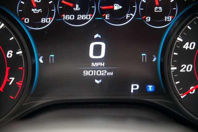 Used 2017 Chevrolet Camaro SS RWD image 32