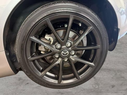 Used 2013 MAZDA MX-5 Miata Club image 15