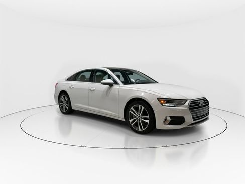 Used 2022 Audi A6 2.0T Premium w/ Convenience Package image 2