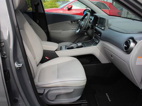 Used 2021 Hyundai Kona Limited FWD image 26