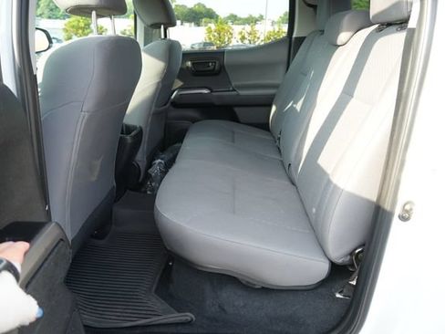 Used 2023 Toyota Tacoma SR5 RWD image 13