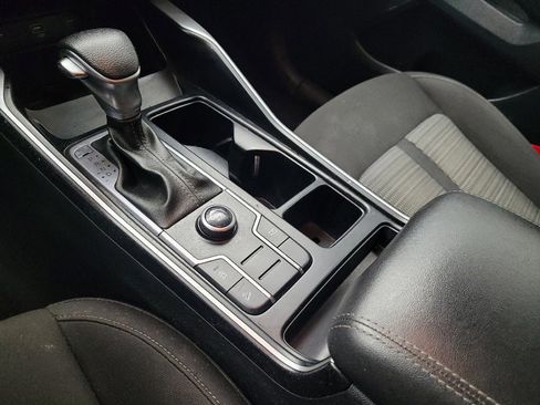 Used 2023 Kia Sorento LX image 26