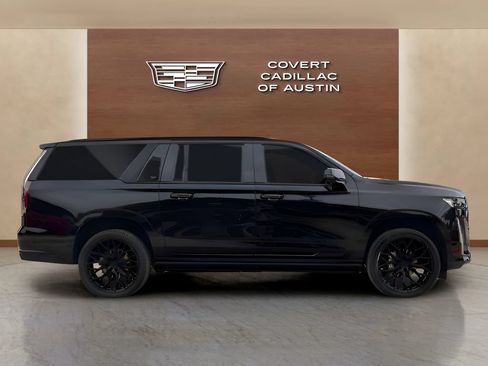 Certified 2023 Cadillac Escalade ESV Sport Platinum AWD/4WD image 5