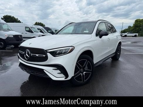 Certified 2026 Mercedes-Benz GLC 300 4MATIC image 1