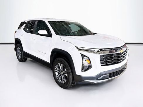 New 2026 Chevrolet Equinox LT w/ Convenience Package II image 3