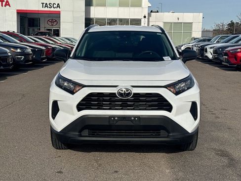 Used 2021 Toyota RAV4 LE image 2