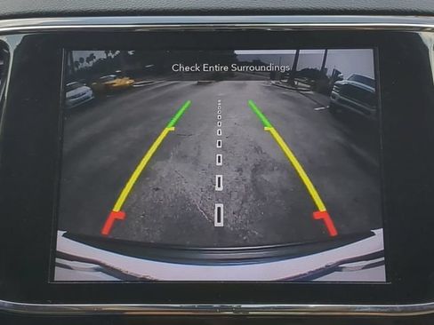 Used 2022 Jeep Grand Cherokee Laredo E RWD image 23