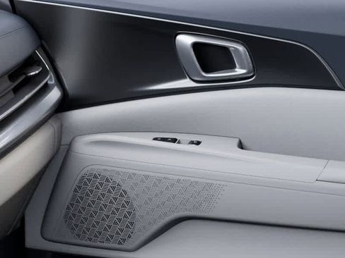 New 2025 Kia Carnival SX image 25