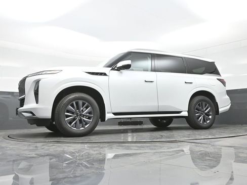 Used 2026 INFINITI QX80 Pure w/ Cargo Package AWD/4WD image 25