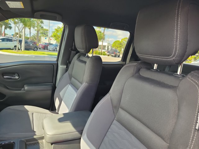 Certified 2023 Nissan Frontier SV w/ Midnight Edition Package RWD image 17
