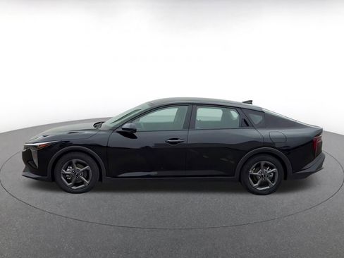 Used 2025 Kia K4 LXS image 9