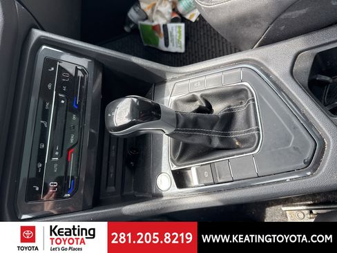 Used 2022 Volkswagen Tiguan SE FWD image 20
