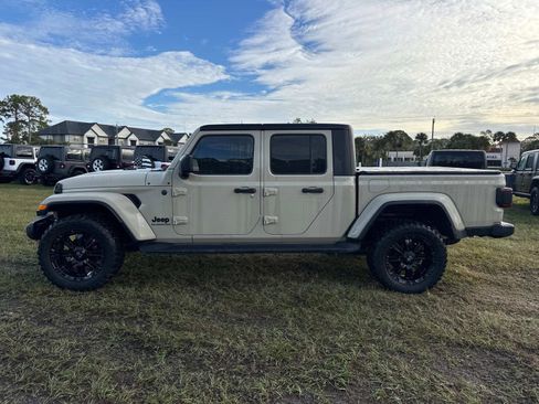Certified 2022 Jeep Gladiator Sport image 6