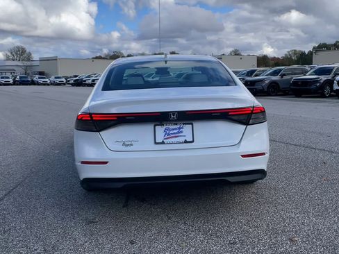 Certified 2023 Honda Accord LX image 8