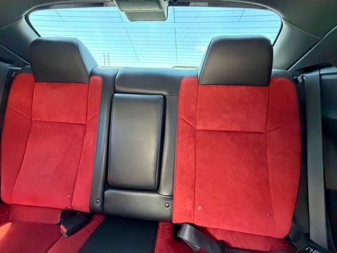 Used 2023 Dodge Challenger R/T Scat Pack RWD image 9