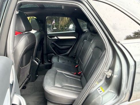 Used 2018 Audi Q3 2.0T Premium Plus w/ Premium Plus Package FWD image 11