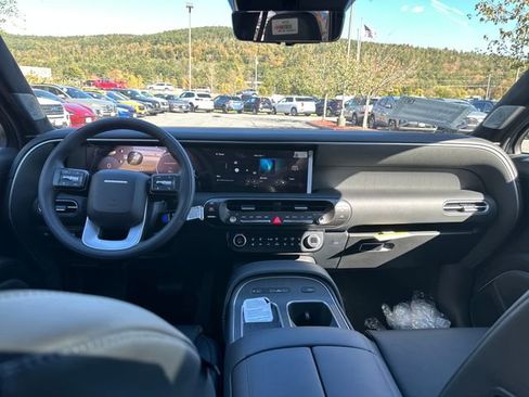 New 2026 Hyundai Palisade Calligraphy AWD/4WD image 12
