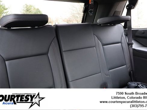 Used 2025 Chevrolet Tahoe High Country AWD/4WD image 34