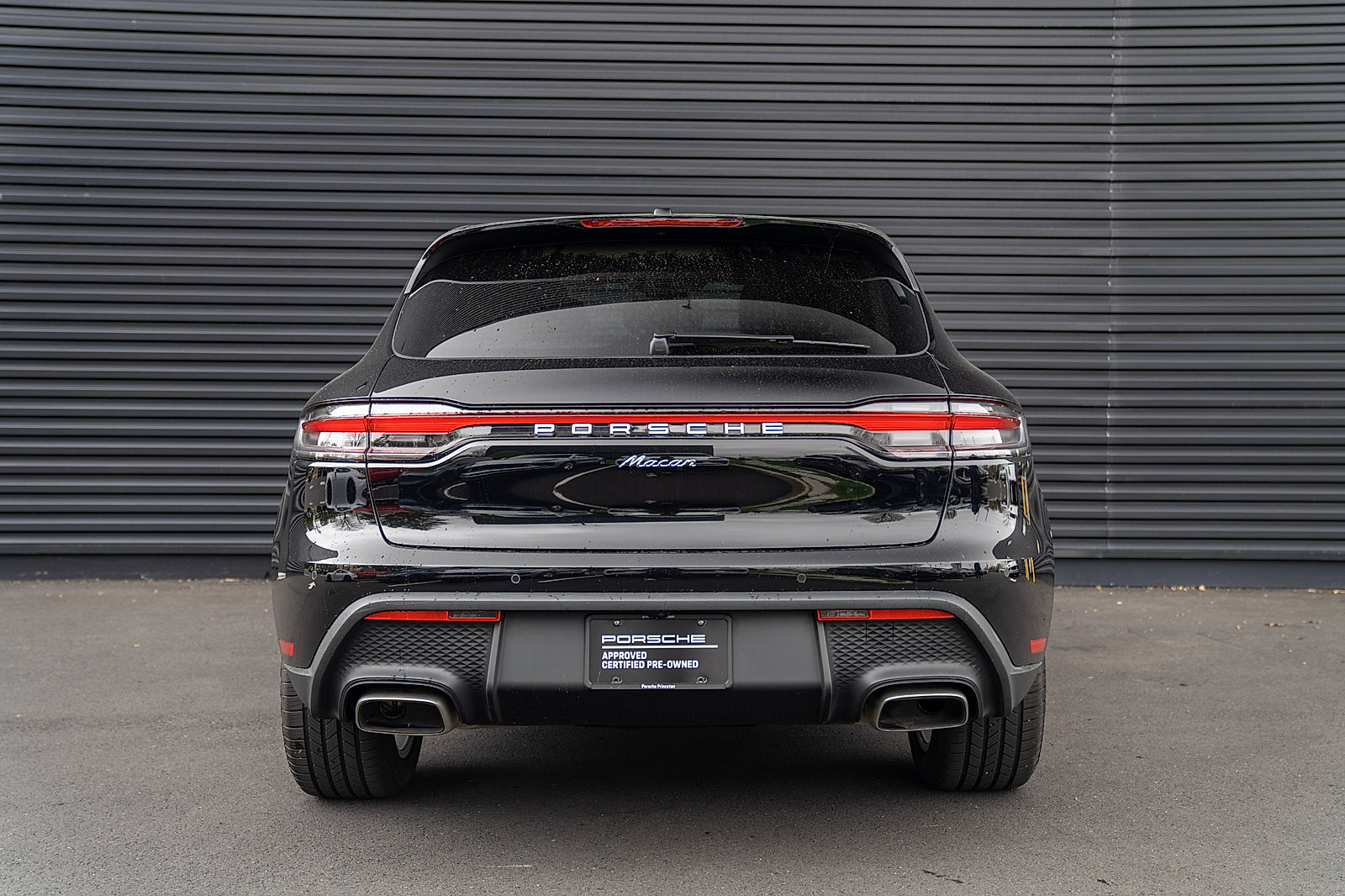 Certified 2026 Porsche Macan AWD/4WD image 29