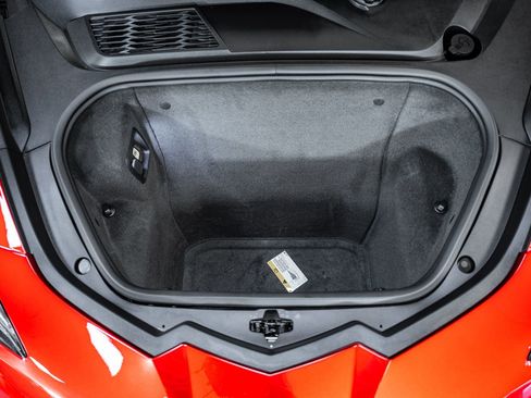 Used 2023 Chevrolet Corvette Stingray Premium Conv w/ Battery Protection Package RWD image 17