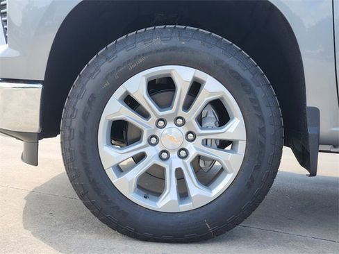 New 2026 Chevrolet Silverado 1500 LTZ w/ LTZ Premium Package image 7