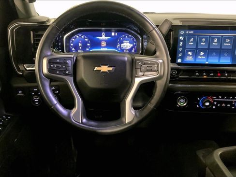 Used 2023 Chevrolet Silverado 1500 LT AWD/4WD image 5