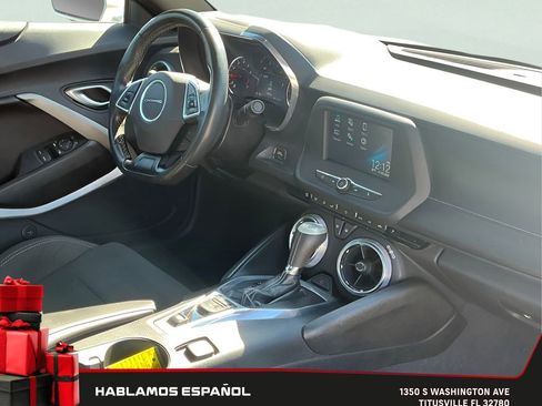 Used 2018 Chevrolet Camaro LT w/ RS Package image 17