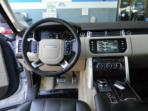 Used 2014 Land Rover Range Rover Supercharged AWD/4WD image 17