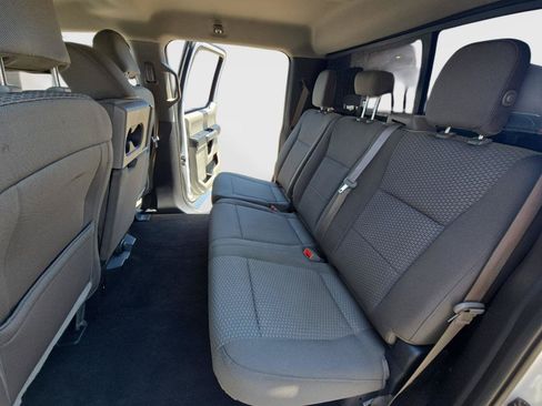 Used 2018 Ford F150 XLT w/ Equipment Group 302A Luxury AWD/4WD image 18