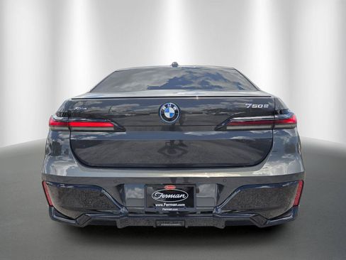New 2026 BMW 750e xDrive w/ Premium Package AWD/4WD image 6